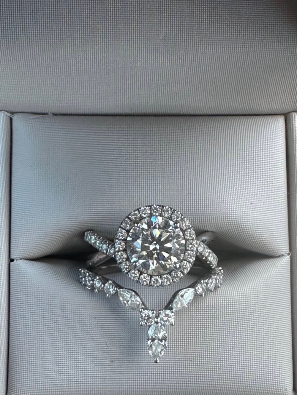 Classic White Gold Round Halo Diamond Engagement Ring Set - White